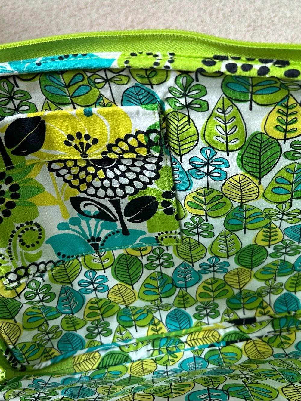 Vera Bradley “Lime’s Up” Quilted PC case
